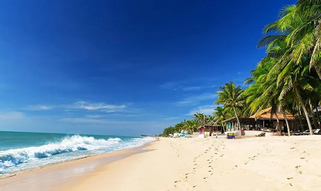 Biển Mũi Né - Bình Thuận
