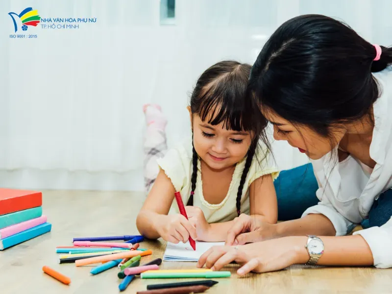 Vẽ trái cây theo mẫu thật