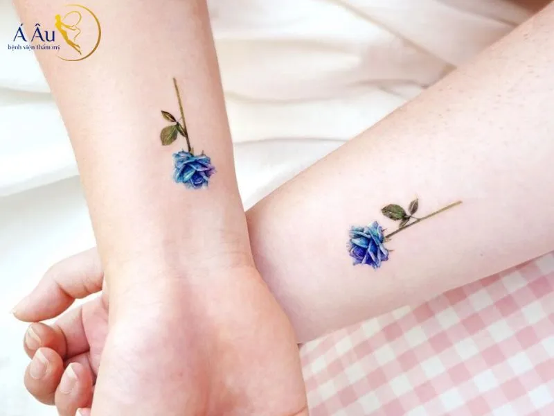 Hình xăm đẹp thịnh hành trên cổ tay cho nữ