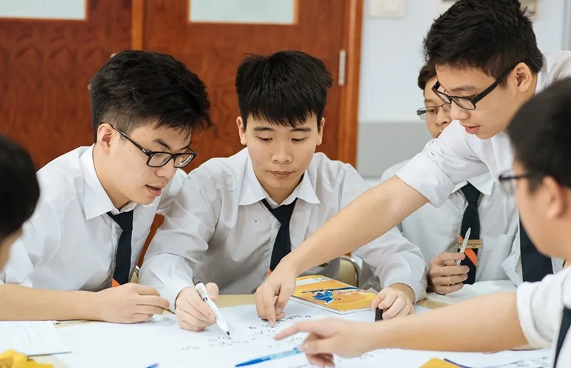 K8 là bao nhiêu tuổi (hình 2)