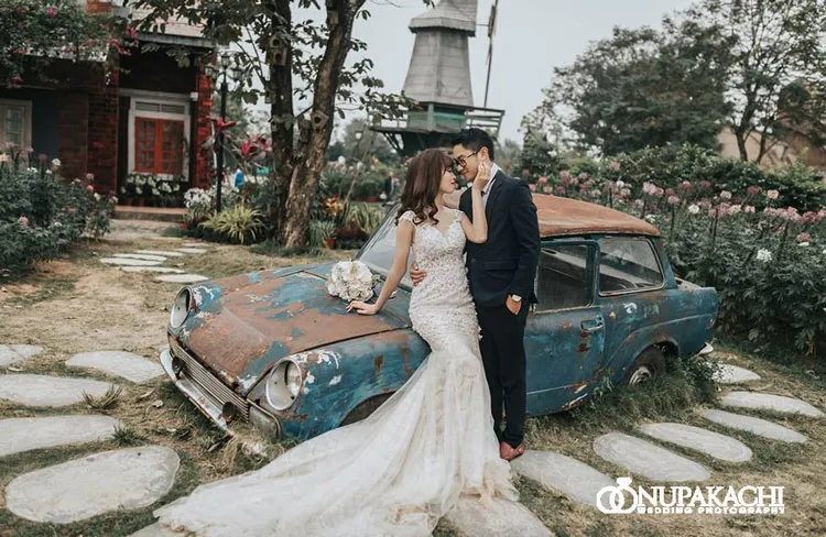 Cô dâu xinh đẹp trong studio