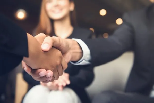 Mô hình hoạt động công ty LLP – công ty hợp danh trách nhiệm hữu hạn