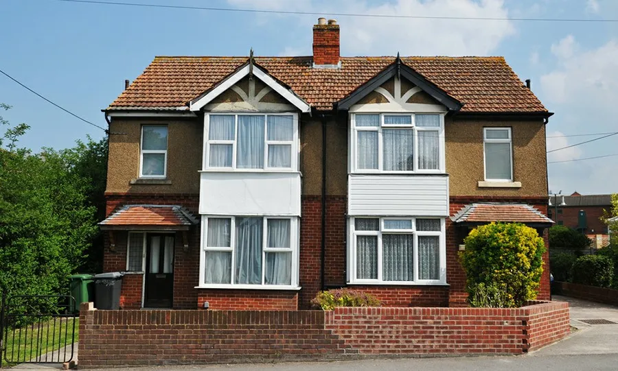 So sánh kiến trúc bên ngoài của Detached House và Semi-detached House