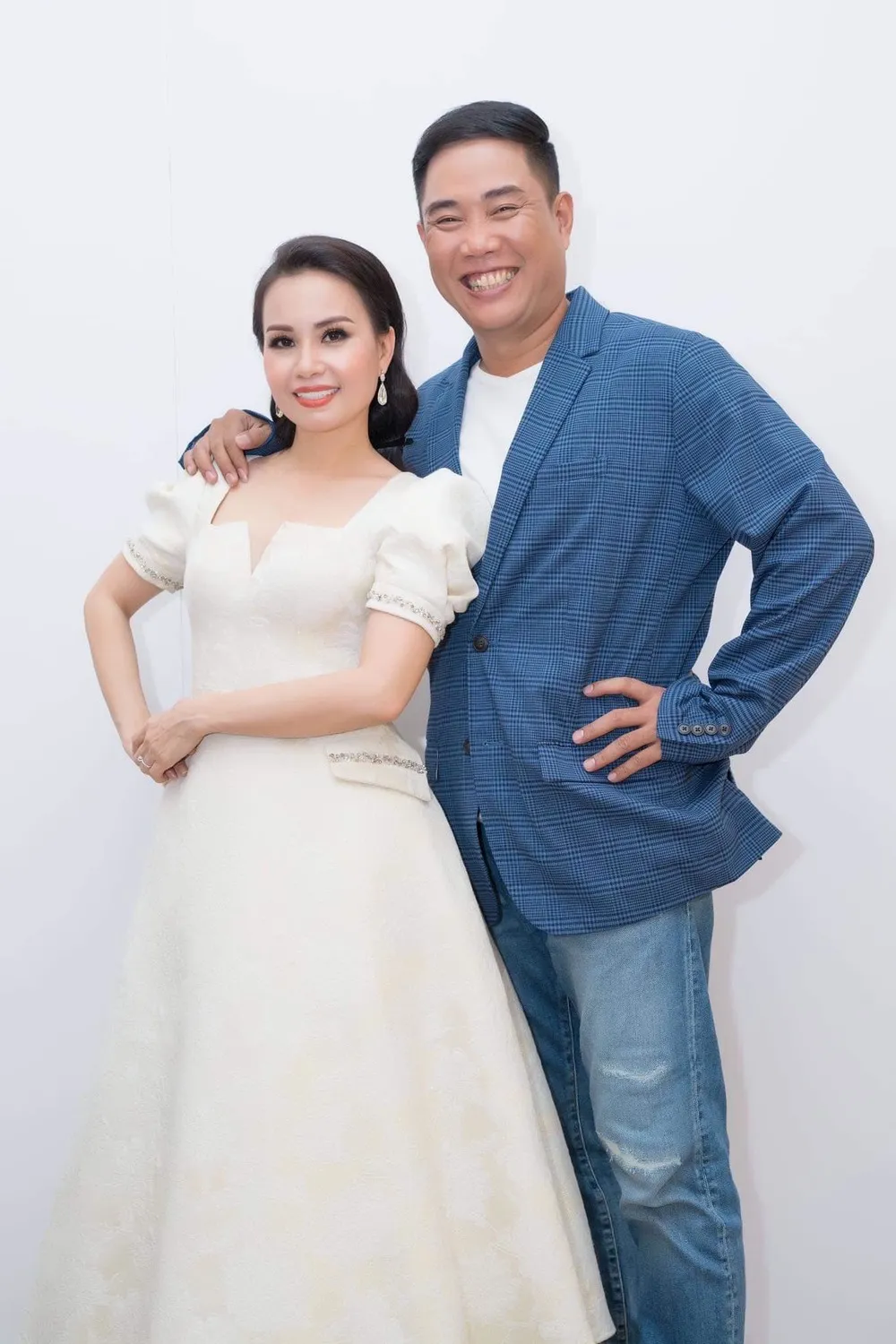 Chân dung người chồng đại gia kín tiếng của Cẩm - Ảnh 2.